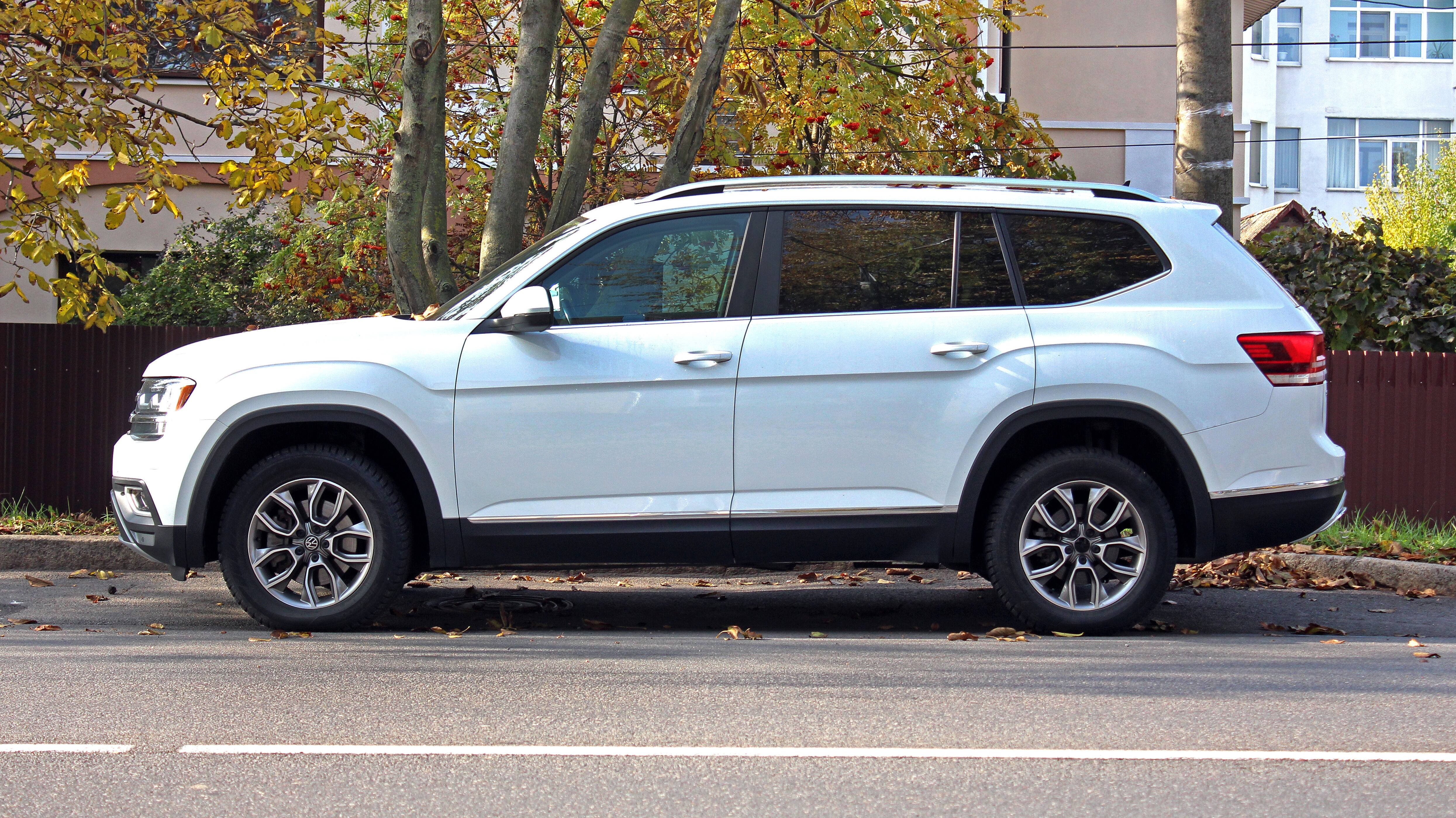 Volkswagen Atlas parked on a street.
