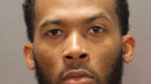 Former JSO corrections officer Darrick Scott received 18 months probation and no jail time for pleading guilty to child abuse.