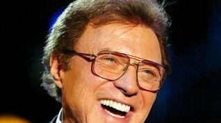 Lawrence had a 60-plus year career singing with his wife, Eydie Gorme.