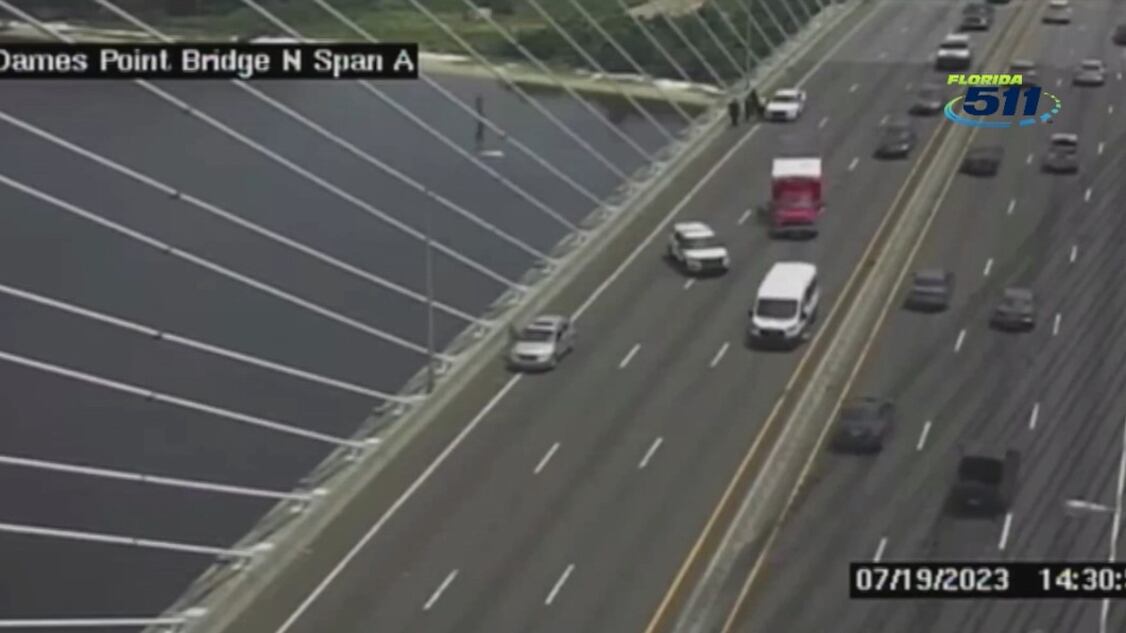 Dames Point Bridge blocked