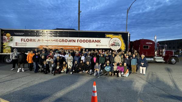Volunteer food drive in Lake City helps feed 400 families
