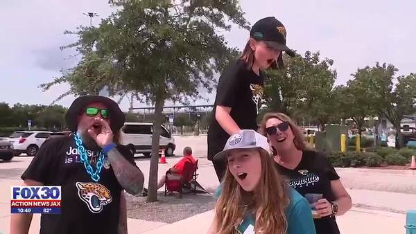 Thousands of fans show out for Jaguars vs. Chiefs game